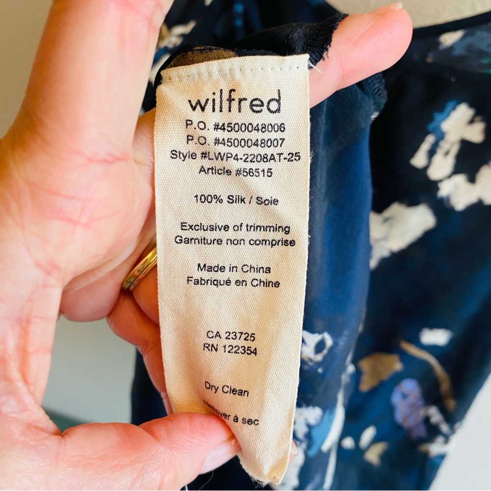 WILFRED FREE ARITZIA 100% Silk Blue Floral Camisole - Picture 4 of 4